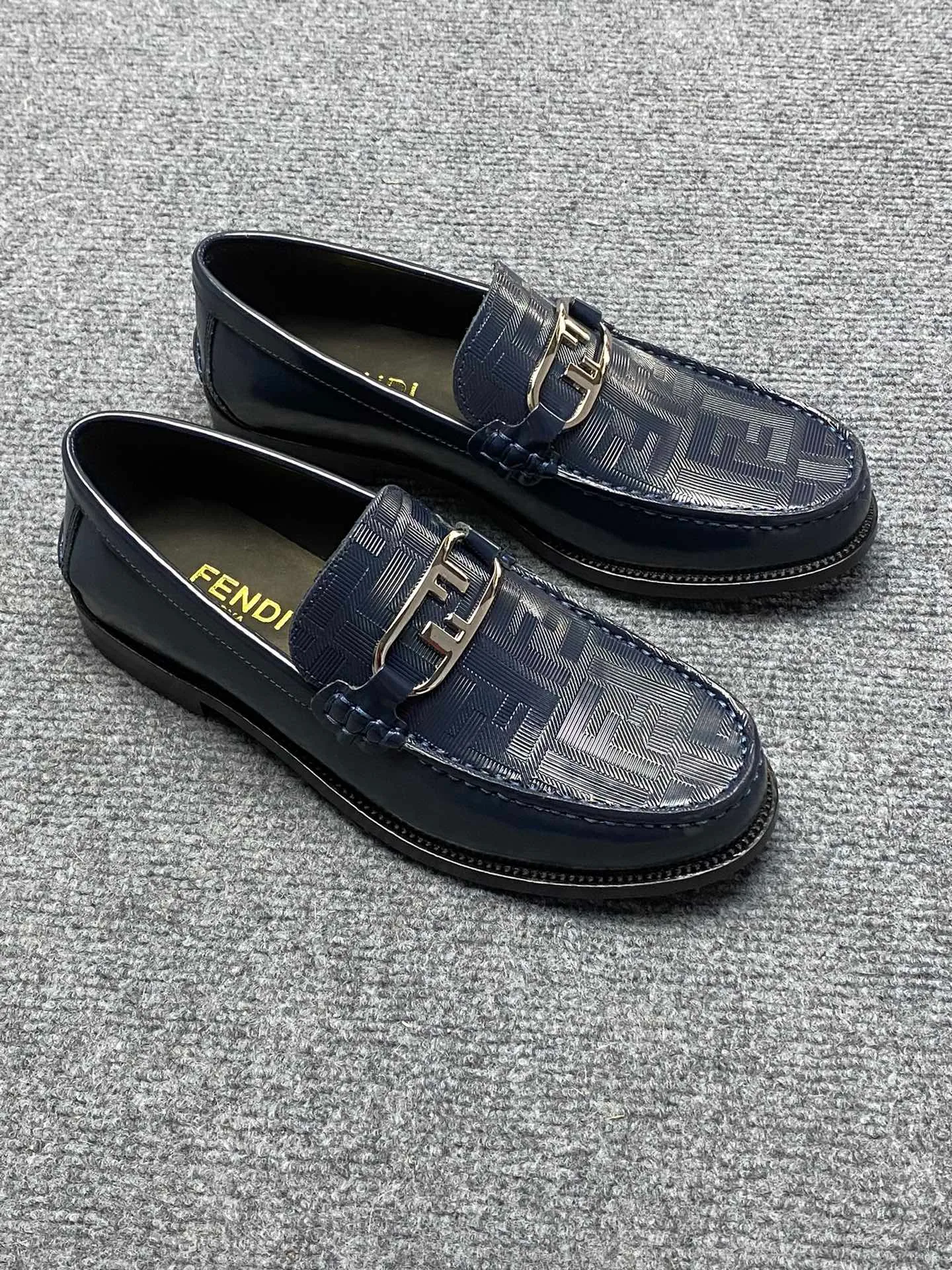 Men's Men's Shoes Men's Men's Shoes 💰900FENDI Fendi Men's Breathable and Comfortable Leather Shoes. Original development. The leather outsole is made of leather. Counters copy one to one. Imported counter cowhide. Imported water dyes cattle. 38 to 44. (45.46. can be ordered. 47.